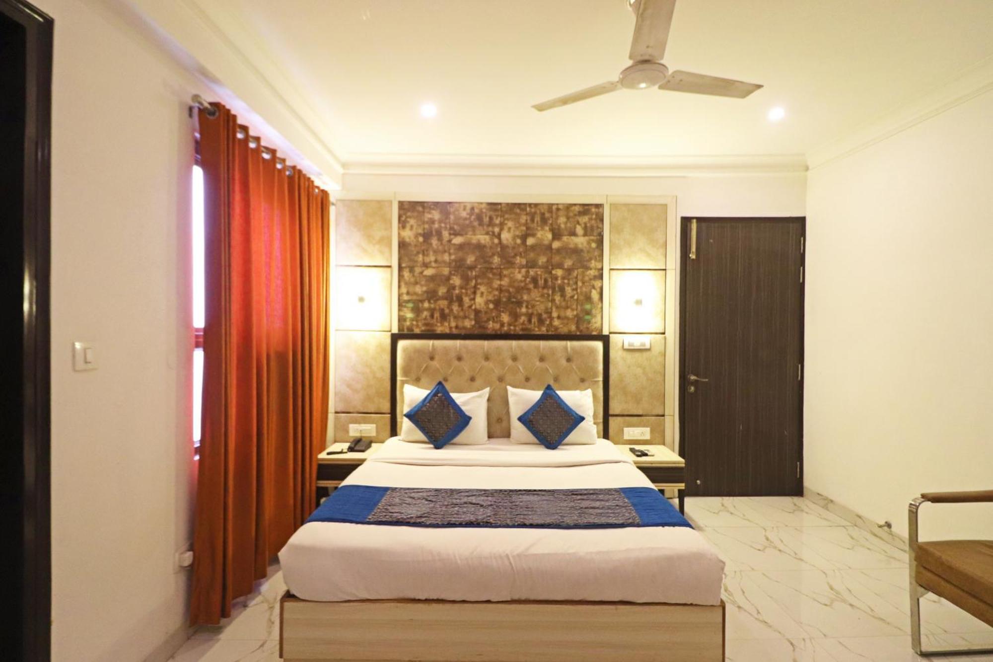 Hotel Almora Inn - Near By Delhi International Airport - With Free Airport Pickup And Drop Нью-Дели Экстерьер фото